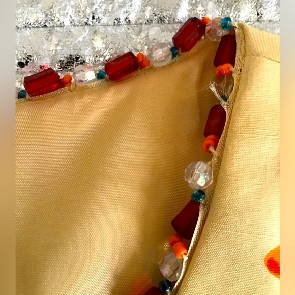 Beautiful,rich colored 100% silk top by Novello-Bloom size 10.  EUC - Picture 4 of 10